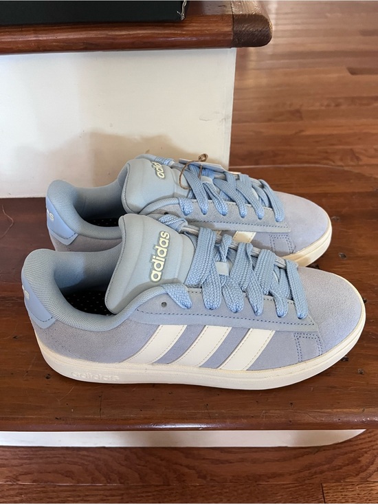 adidas Shoes - ADIDAS Grand Court Alpha O's Sneakers Women's Size 7 Light Blue Suede JS5038 NIB